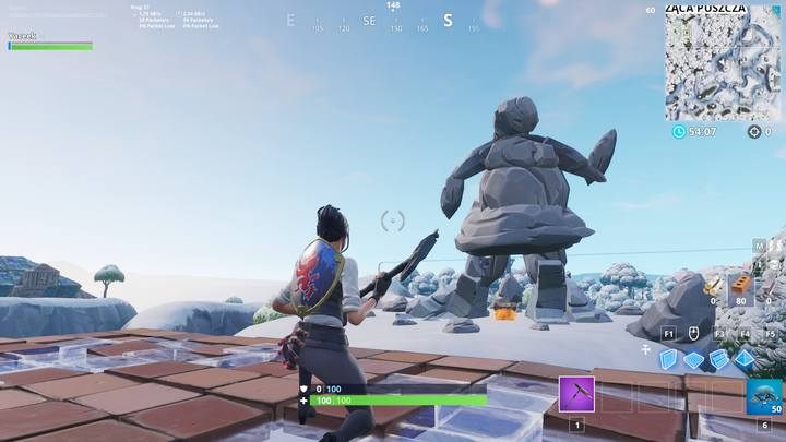 Kamienna dama to zwykły posąg położony niedaleko Płaczącej Puszczy. - Wyzwanie - Szukaj między tajemniczą klapą, kamienną damą i platformą - Fortnite: Battle Royale - poradnik do gry