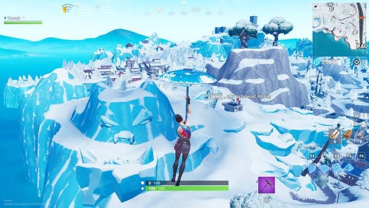 Drugą twarz, na śniegu, znajdziesz niedaleko Sielskiego Sioła, czyli lodowej miejscówki znanej z sezonu siódmego - Wyzwanie - Odwiedź wielką twarz w Fortnite Battle Royale - Fortnite: Battle Royale - poradnik do gry