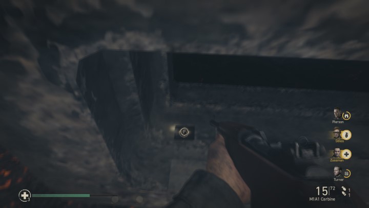 Przy oknie bunkra znajdziesz memento Portfel (Bill Fold) - Call of Duty WW2: Wzgórze 493 - Pamiątki, sekrety, znajdźki - Call of Duty: WW2 - poradnik do gry