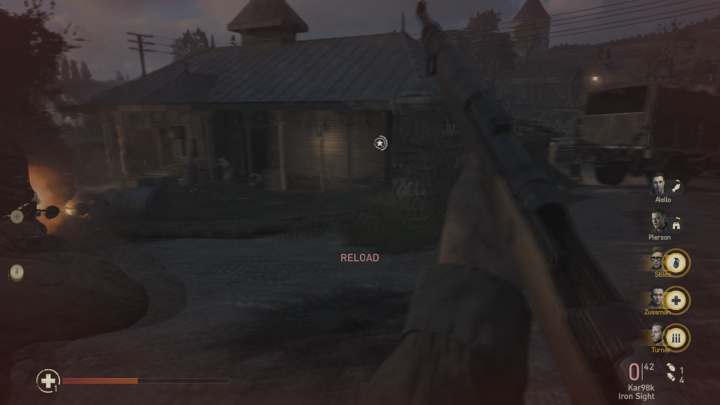 Dostępnych kompanów ujrzysz po prawej stronie ekranu. - Call of Duty WW2: Porady na start - Call of Duty: WW2 - poradnik do gry