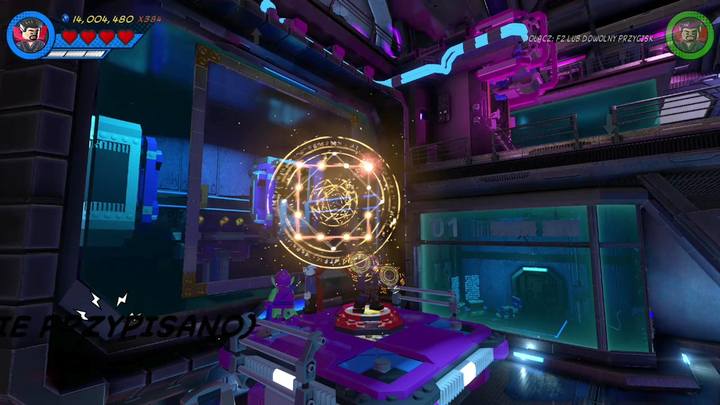 Kolejny minizestaw znajduje się na taśmie, w zamkniętym pomieszczeniu na balkonie po prawej stronie - Sekrety Misja 20 - Poza czasem | LEGO Marvel Super Heroes 2 - LEGO Marvel Super Heroes 2 - poradnik do gry