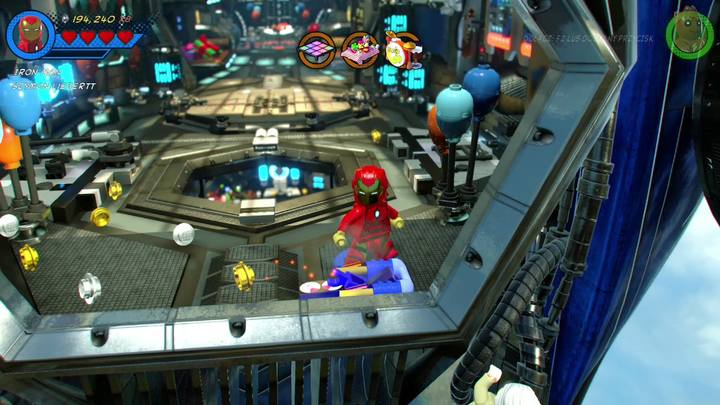 Podejdź do pokazanego na obrazku miejsca i skorzystaj z dobrodziejstw Iron Mana, by naprawić zepsutego drona - Misja 9 - Potańcówka | Misje Gwenpool | Solucja LEGO Marvel Super Heroes 2 - LEGO Marvel Super Heroes 2 - poradnik do gry