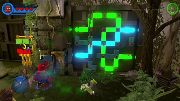 Twoim oczom ukaże się panel sterowania, który aktywuj za pomocą Spider-Mana - Misja 4 - Małpie figle | Solucja LEGO Marvel Super Heroes 2 - LEGO Marvel Super Heroes 2 - poradnik do gry
