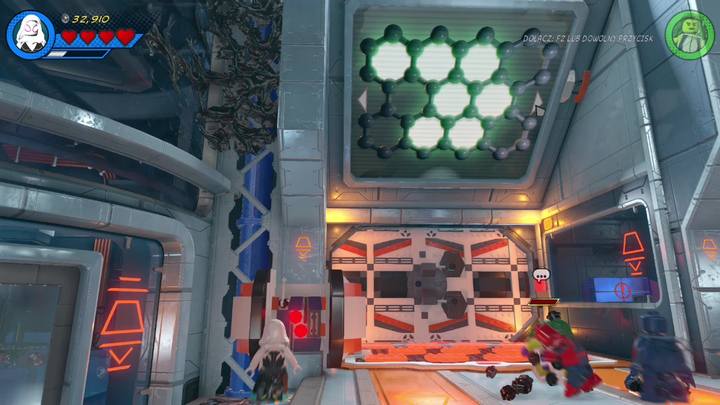 Aktywuj konsolę i klawiszami kierunku skieruj kursor na prawą stronę - Misja 11 - Powrót do przyszłości | Solucja LEGO Marvel Super Heroes 2 - LEGO Marvel Super Heroes 2 - poradnik do gry