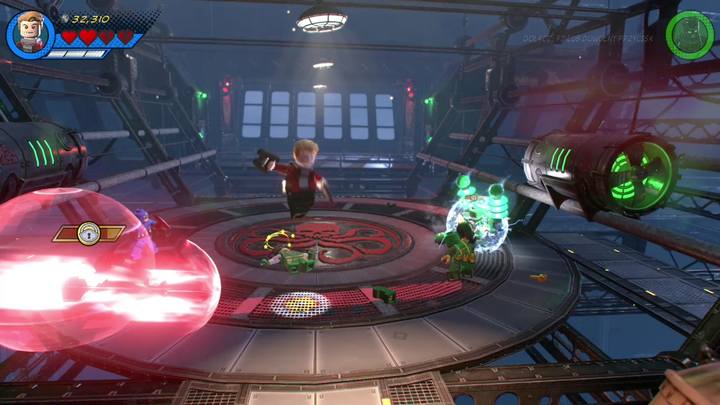 Sam Klaw posiada kilka ataków specjalnych, których musisz unikać - Misja 5 - Hydra, wredna wydra | Solucja LEGO Marvel Super Heroes 2 - LEGO Marvel Super Heroes 2 - poradnik do gry