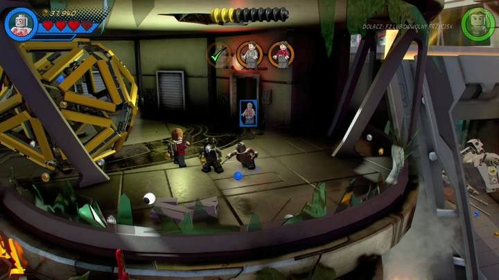 Po uratowaniu cywilów spadniesz na dolny poziom budynku - Misja 1 - Czy ktoś pokona Esona? | Solucja LEGO Marvel Super Heroes 2 - LEGO Marvel Super Heroes 2 - poradnik do gry