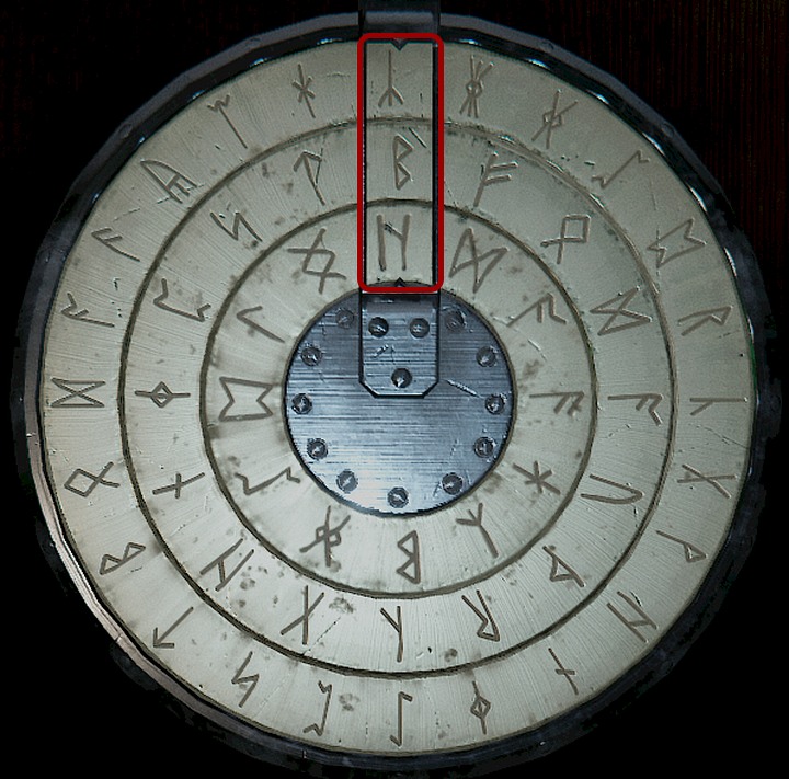 Teraz przejdź do stojącego na prawo od biurka regału - Przeszukaj gabinet gospodarza | Solucja Black Mirror - Black Mirror - solucja, poradnik