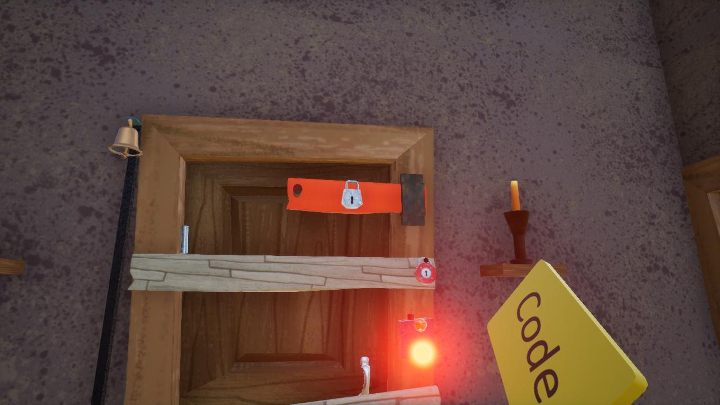 Teraz możesz udać się do głównych drzwi i za pomocą karty zdjąć pierwszą blokadę od góry - Hello Neighbor: Hello Granny - solucja - Hello Neighbor - poradnik do gry