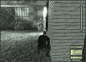 Musisz się przedostać za bramę i dalej po drewnianym palu na zadaszenie wąskiego przejścia - Etap 2 (3) | Police Station | Tom Clancys Splinter Cell - Tom Clancys Splinter Cell - poradnik do gry