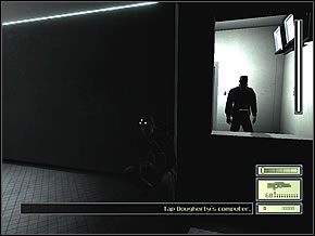 Skocz, by strażnik wyszedł sprawdzić, co się dzieje - Etap 2 (2) | CIA HQ | Tom Clancys Splinter Cell - Tom Clancys Splinter Cell - poradnik do gry