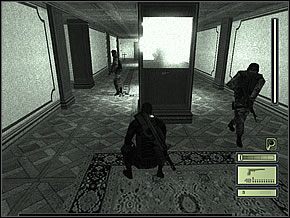 Nie przejmuj się kamera, jednak uważaj na oświetlone miejsca - Etap 1 (3) | Presidental Palace | Tom Clancys Splinter Cell - Tom Clancys Splinter Cell - poradnik do gry