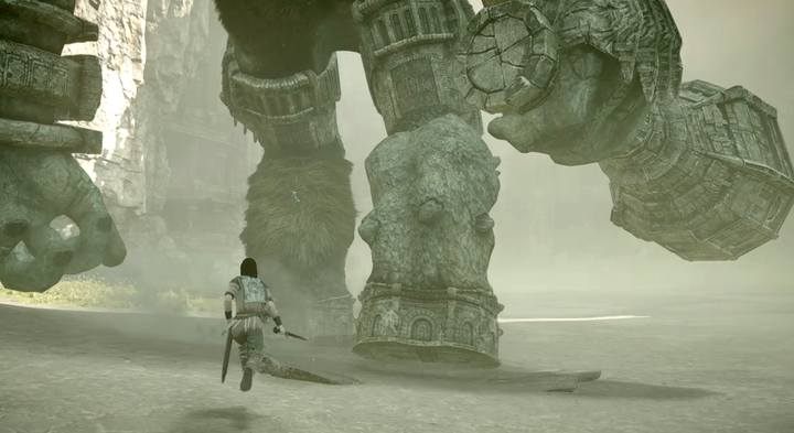 Na nodze dostrzeżesz niebieskie pęknięcie - Kolos 1 - Valus | Solucja Shadow of the Colossus - Shadow of the Colossus - poradnik do gry