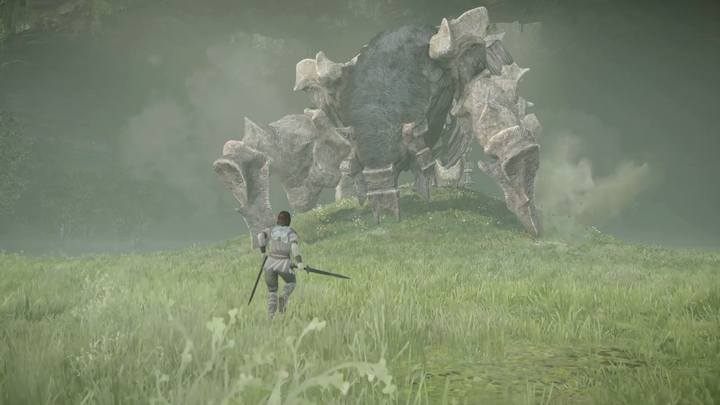 Gdy wróg kucnie, wespnij się po ogonie na grzbiet - Kolos 4 - Phaedra | Solucja dla Shadow of the Colossus - Shadow of the Colossus - poradnik do gry