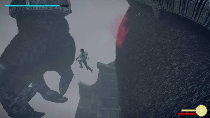 Uderzenie w pęknięcie na plecach spowoduje, że boss skieruje tu swoją dłoń - Kolos 16 - Malus | Solucja Shadow of the Colossus - Shadow of the Colossus - poradnik do gry
