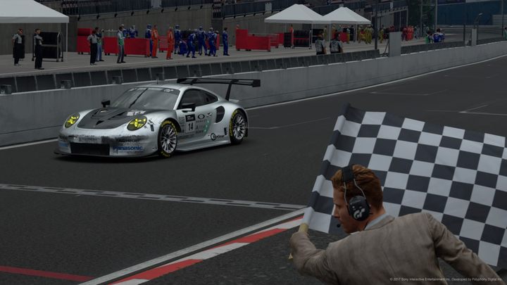 Do tego trofeum wystarczy wygrać ze sztuczną inteligencją offline. - Trofea w Gran Turismo Sport - lista, jak zdobyć trofea? - Gran Turismo Sport - poradnik do gry