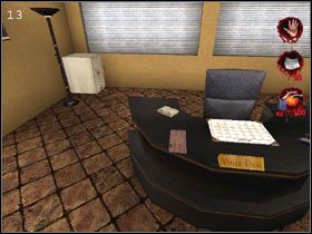 Wchodzimy do środka (za biurkiem leży karabin maszynowy) i kierujemy się w stronę lewego korytarza [11] - [MONDAY] część 2 | Postal 2 - Postal 2 - poradnik do gry