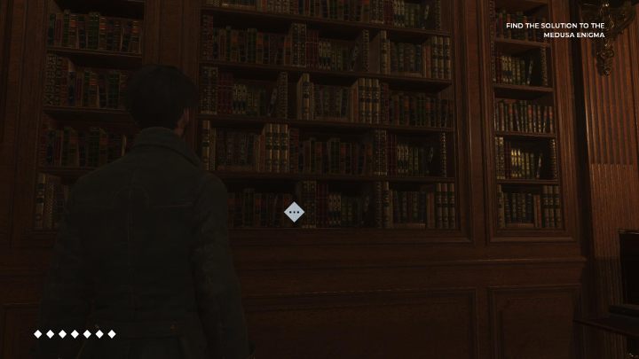 Na przedstawionej półce znajduje się książka ułatwiająca rozwiązanie zagadki, ale niniejszy poradnik w dokładny sposób opisuje sposób ułożenia posągów - Jak rozwiązać zagadkę z posągami w The Council? - The Council - poradnik do gry