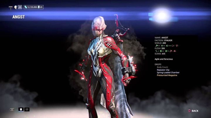 Posiada formę Frosta - Stalker (frakcja) - bossowie w Warframe - Warframe - poradnik do gry