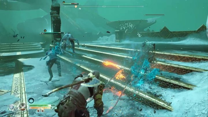 Idź przed siebie i wykorzystaj ostrza chaosu, by zniszczyć wrogów - God Of War: Choroba - solucja, opis przejścia - God Of War - poradnik do gry