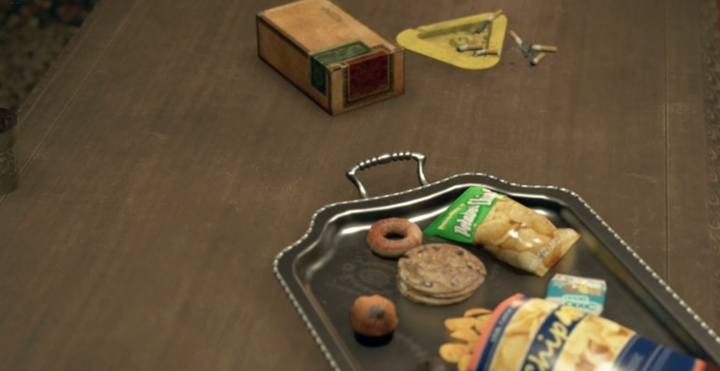 Parter możesz zwiedzić nim weźmiesz tacę z jedzeniem; potem masz 10 minut na odzyskanie pamięci i odnalezienie Alice - Zlatko | Kara | Solucja Detroit Become Human - Detroit Become Human - poradnik do gry