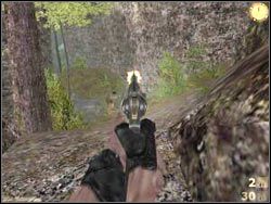 Załączy się ikonka radia, podejdź więc do właściwej osoby i zdaj relację dowództwu - THREE CANYONS cz.3 | Vietcong - Vietcong - poradnik do gry