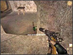 Wybierz z inwentarza radio i zamelduj o tym dowódcy - OPERATION TIN-CAN cz.3 | Vietcong - Vietcong - poradnik do gry