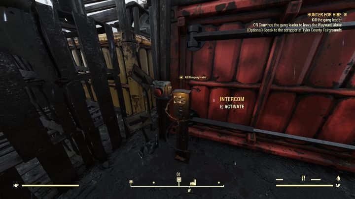 Przywódca gangu wpuści Cię do środka, jeśli podasz mu prawidłowe hasło przez interkom. - Fallout 76 Wastelanders: Łowca do wynajęcia (Hunter for Hire) solucja - Fallout 76 - poradnik do gry