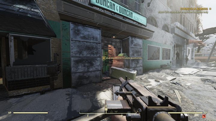 Na miejscu uważaj na uzbrojonych przeciwników. - Fallout 76 Wastelanders: W kupie siła (Strength in Numbers) solucja - Fallout 76 - poradnik do gry