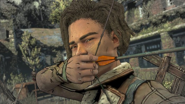 Przed wejściem do szklarni gdy przejmiecie kontrolę nad bohaterką to od razu odwróćcie się, bo za wami na ziemi leży pierwsza znajdźka - Wild Boar Skull - Solucja i ważne wybory Epizodu 2 The Walking Dead Ostatni Sezon - The Walking Dead The Final Season - poradnik do gry