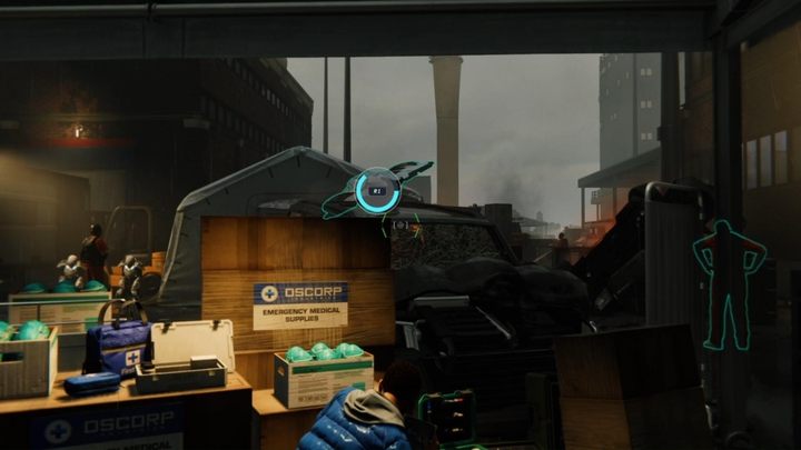 Uważając na szkło, podejdźcie do dziury w ścianie i przejdźcie dalej - Marvels Spider-Man: Dostawa zapasów (Supply Run) - solucja, opis przejścia - Marvels Spider-Man - poradnik do gry