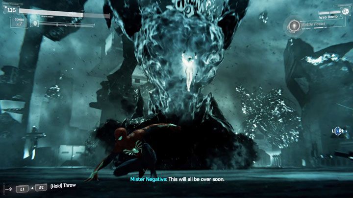 Boss w swojej demonicznej postaci stosuje też silne uderzenia górnymi kończynami w ziemię - Marvels Spider-Man: Sedno sprawy (The Heart of the Matter) - solucja, opis przejścia - Marvels Spider-Man - poradnik do gry