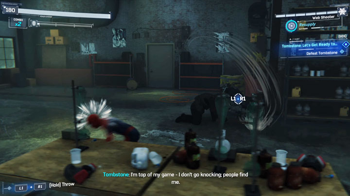 Wasz rywal wyposażony jest w duży młot, którym wymachuje i próbuje atakować Petera - Marvels Spider-Man: Tombstone - opcjonalny boss, jak pokonać? - Marvels Spider-Man - poradnik do gry