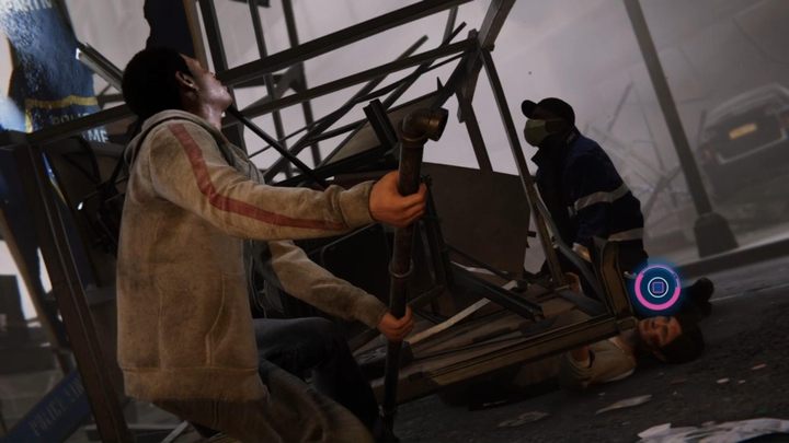 Przeskoczcie nad barykadą i przejdźcie pod wiszącym samochodem - Marvels Spider-Man: Nagrodę otrzymuje... (And the Award Goes to...) - solucja, opis przejścia - Marvels Spider-Man - poradnik do gry