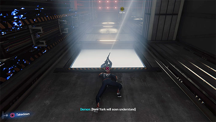 Dotrzyjcie do wielkiego szybu windy - musicie rozpocząć pierwszą wspinaczkę - Marvels Spider-Man: Z deszczu pod rynnę... (Up the Water Spout...) - solucja, opis przejścia - Marvels Spider-Man - poradnik do gry