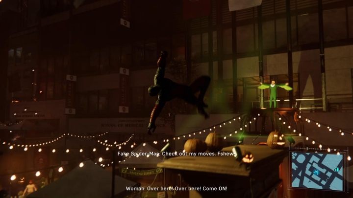 Wyjdźcie na zewnątrz - kolejną podejrzaną osobą, jest mężczyzna przebrana za Vulturea - Marvels Spider-Man: Powrót do szkoły (Back to School) - solucja, opis przejścia - Marvels Spider-Man - poradnik do gry