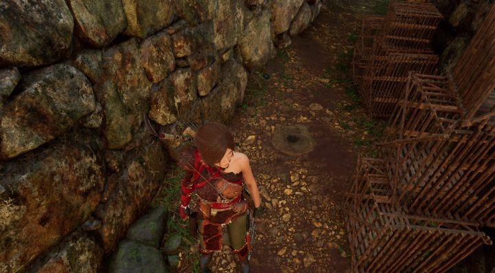 Ostatnią skrytkę (18) znajdziesz za klatkami - Skrzynie i skrytki surwiwalowe w Ukrytym Mieście | Sekrety w Tomb Raider - Shadow of the Tomb Raider - poradnik do gry