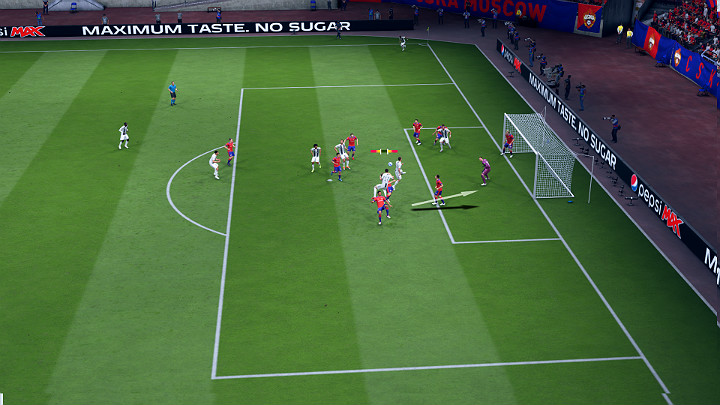 Gdy piłka znajduje się w powietrzu i na odpowiedniej wysokości, Twój zawodnik postara się oddać strzał głową - Strzelanie goli, atak w FIFA 19 - FIFA 19 - poradnik do gry