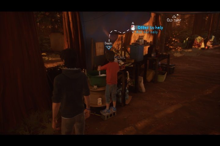 Jak podejdziemy do Water Tanks z Danielem pojawia się opcja, aby poprosić go o podniesienie zbiorników - Rozdział 3 - Leśne obowiązki | Solucja Life is Strange 2 Epizod 3 - Life is Strange 2 - poradnik do gry
