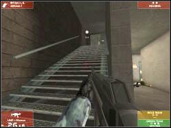 Przejdź przez drzwi - Zadanie 4 - OPIS PRZEJŚCIA - Tom Clancys Rainbow Six 3: Raven Shield - poradnik do gry