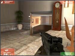 Zejdź po schodach na dół i pozbądź się dwóch kolejnych terrorystów - Zadanie 6 - OPIS PRZEJŚCIA - Tom Clancys Rainbow Six 3: Raven Shield - poradnik do gry