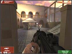 Wszystkich powinieneś zauważyć na dołączonym screenie - Zadanie 12 - OPIS PRZEJŚCIA - Tom Clancys Rainbow Six 3: Raven Shield - poradnik do gry