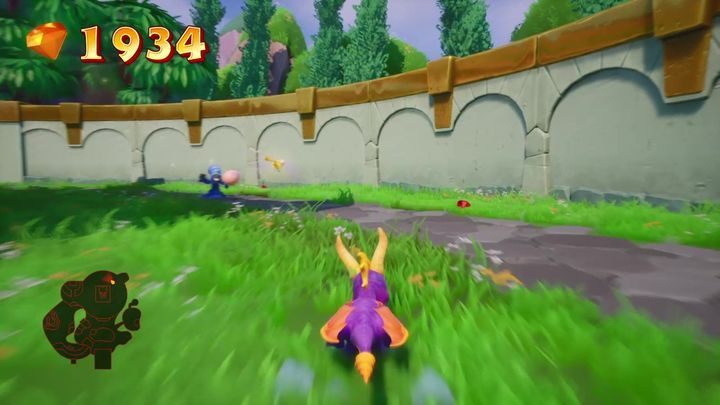 Wokół budynku gdzie znajduje się Sierżant lot, biega złodziej - Jajka | Tajemnice i Sekrety w Spyro: Year Of The Dragon - Spyro Reignited Trilogy - poradnik do gry
