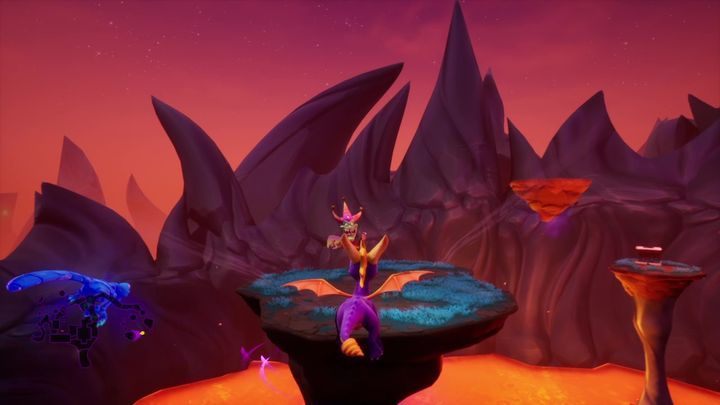 Sam Jacques poza rzucaniem w nas prezentami, nie sprawi nam żadnego problemu - Jacques - Boss w Spyro the Dragon - Spyro Reignited Trilogy - poradnik do gry