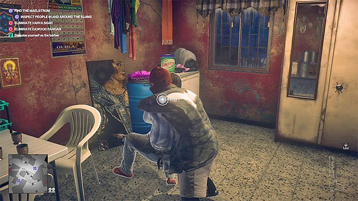 Do salonu fryzjerskiego możesz zakraść się wskakując przez dach lub wchodząc przez otwarte drzwi na piętrze - Zadania fabularne w misji Pościg za zjawą | Hitman 2 - Hitman 2 - poradnik do gry