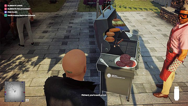 Z butlą powróć na teren posiadłości Wilsonów - Misje fabularne w Zatoczce Whittleton | Hitman 2 - Hitman 2 - poradnik do gry