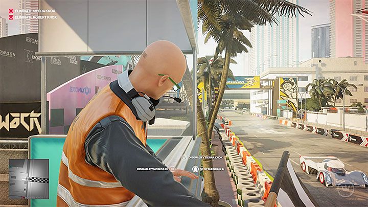 Sierrę Knox możesz zabić na podium docierając do budki marshala z flagą, ogłuszając go i doprowadzając w jego przebraniu do dyskwalifikwacji Mosesa Lee z wyścigu - Hitman 2: Miami - wszystkie trofea, lista - Hitman 2 - poradnik do gry