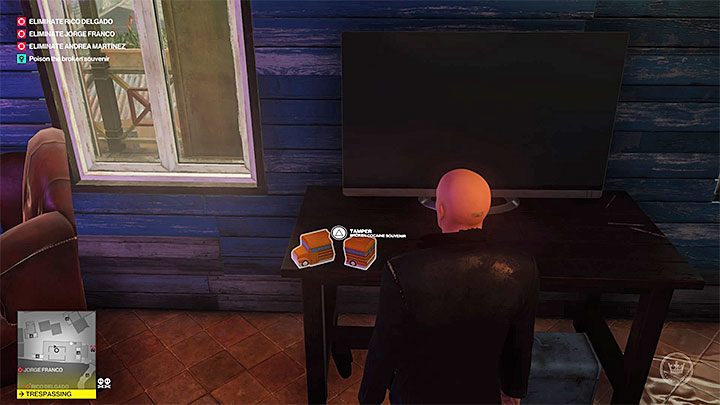 Musisz włamać się do pomieszczenia na piętrze - Zadania fabularne w misji Trzygłowy wąż | Hitman 2 - Hitman 2 - poradnik do gry