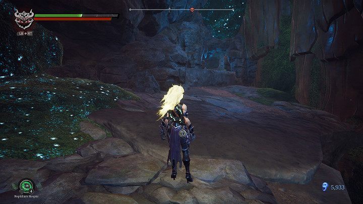 Po zakończonej walce wciśnij się w wąski korytarz widoczny na powyższym obrazku - Droga do lokacji Blizna | Solucja do gry Darksiders 3 - Darksiders 3 - poradnik do gry