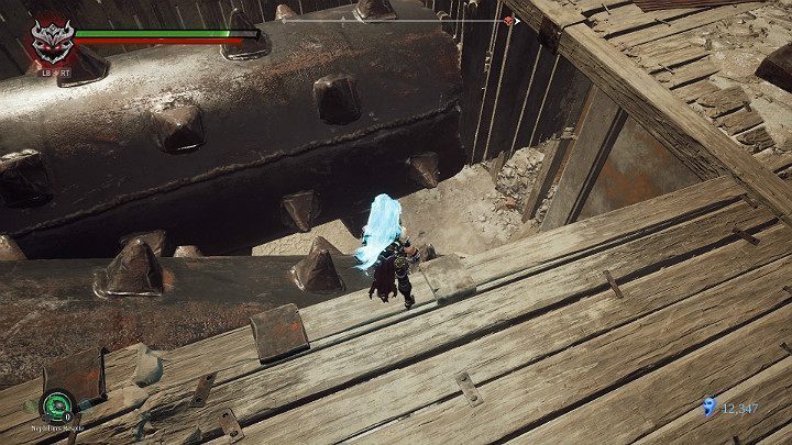 Gdy zamrozisz dwa wały kruszarki do głazów, będziesz mógł zejść na dół - Niziny - Blizna | Solucja do gry Darksiders 3 - Darksiders 3 - poradnik do gry