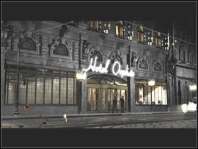 Kiedy wchodziłem do hotelu, usłyszałem jak boy hotelowy narzeka na to, że musi ciężkie paczki znosić po schodach, gdyż znów winda jest niesprawna - Hotel Orphee cz.1 | Post Mortem - Post Mortem - poradnik do gry